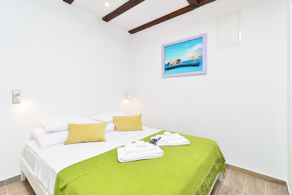 Apartments And Rooms Kampanel Hvar Town Pokoj fotografie