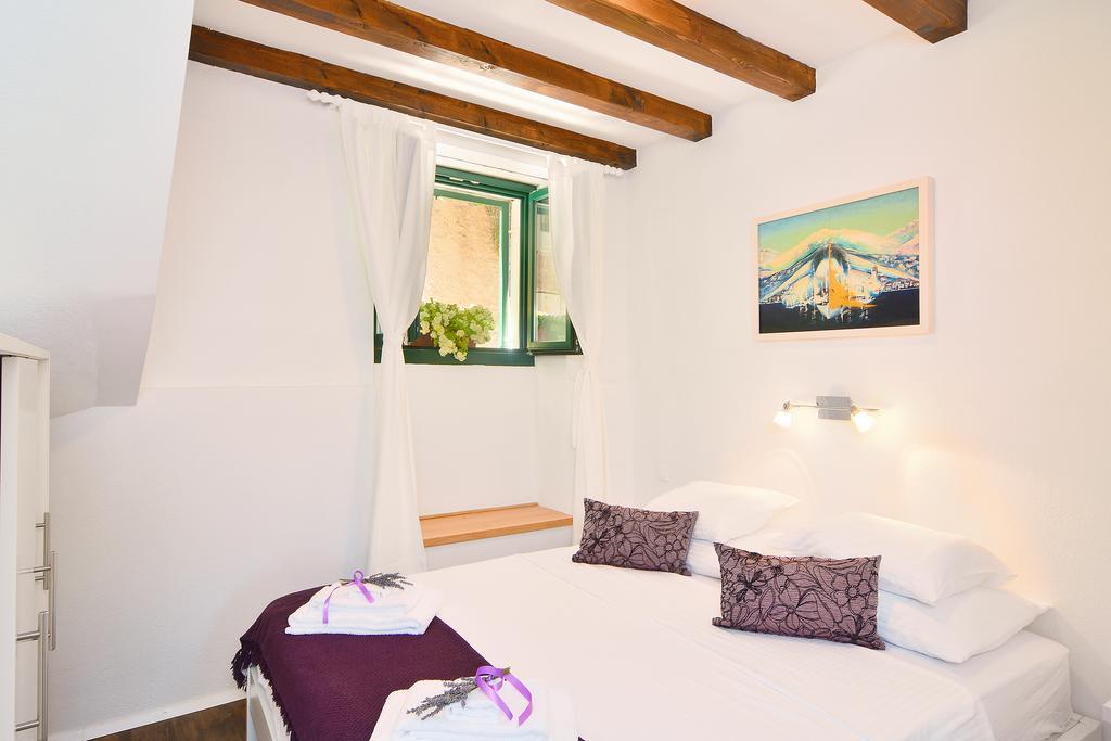 Apartments And Rooms Kampanel Hvar Town Pokoj fotografie